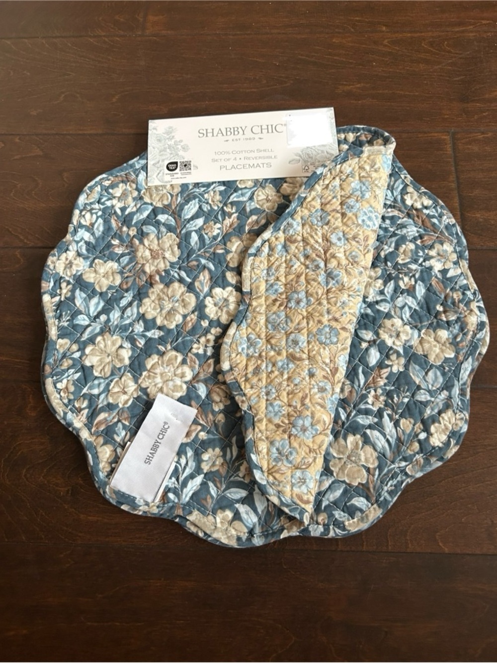 Shabby Chic Set Of 4 Quilted Placemats New Scalloped Floral Blue